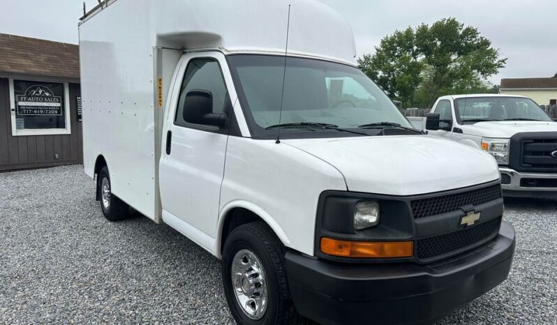 Chevrolet Express 3500 2011 full