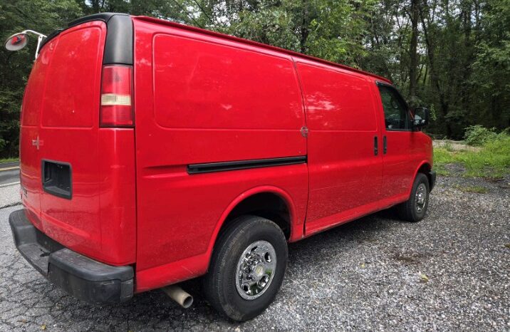 Chevrolet Express 2500 2015 full