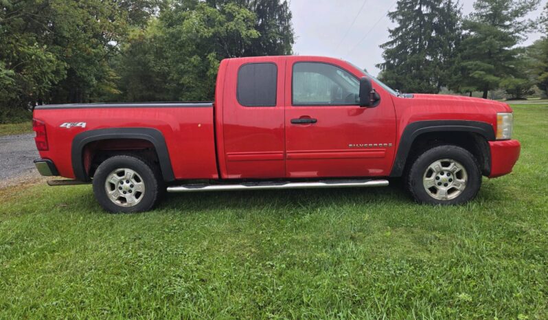 Chevrolet Silverado 1500 2009 full