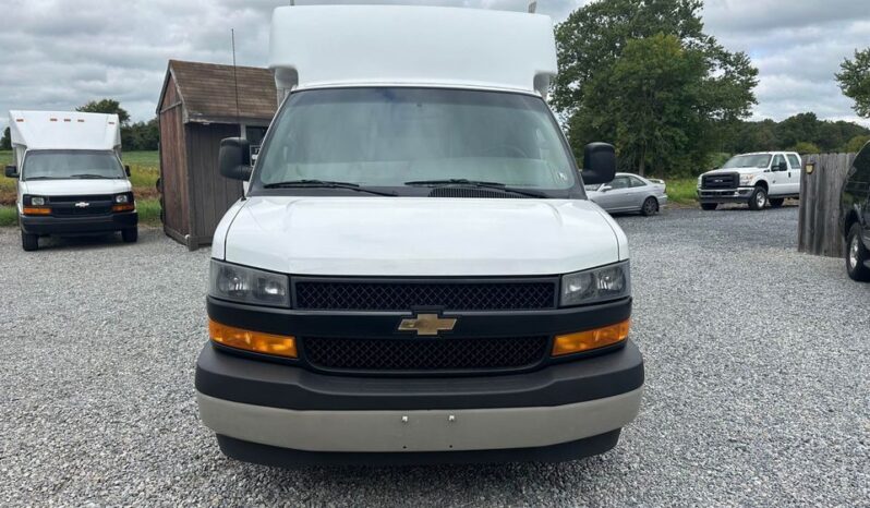 Chevrolet Express 3500 2018 full