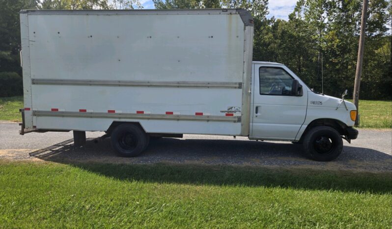 Ford E-350 2005 full