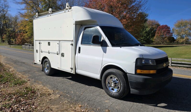 Chevrolet 3500 HD 2016 full