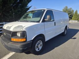 Chevrolet Express 2500 2012 full