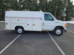 Ford E-350 2006 full