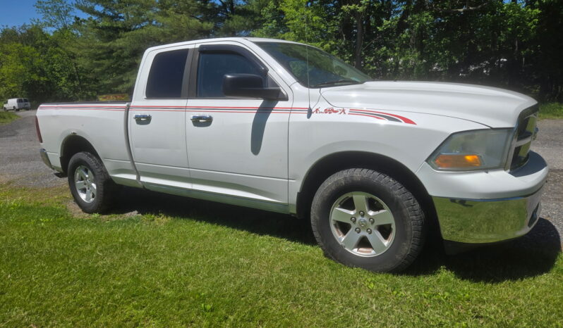 Dodge Ram 1500 2011 full