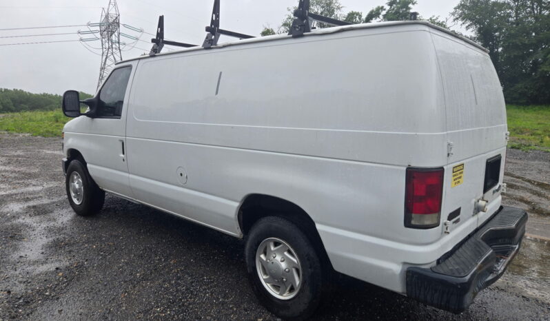 Ford E-250 Cargo 2012 full