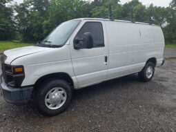 Ford E-250 Cargo 2012 full