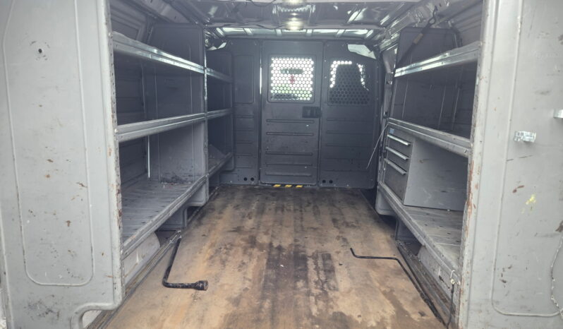 Ford E-250 Cargo 2012 full