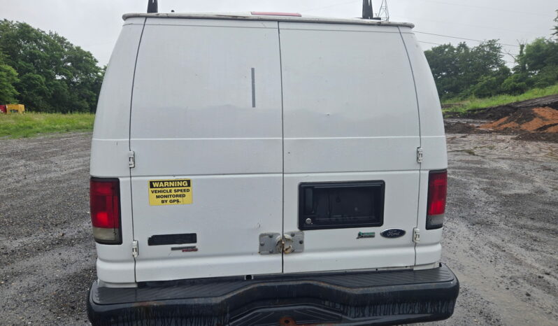 Ford E-250 Cargo 2012 full