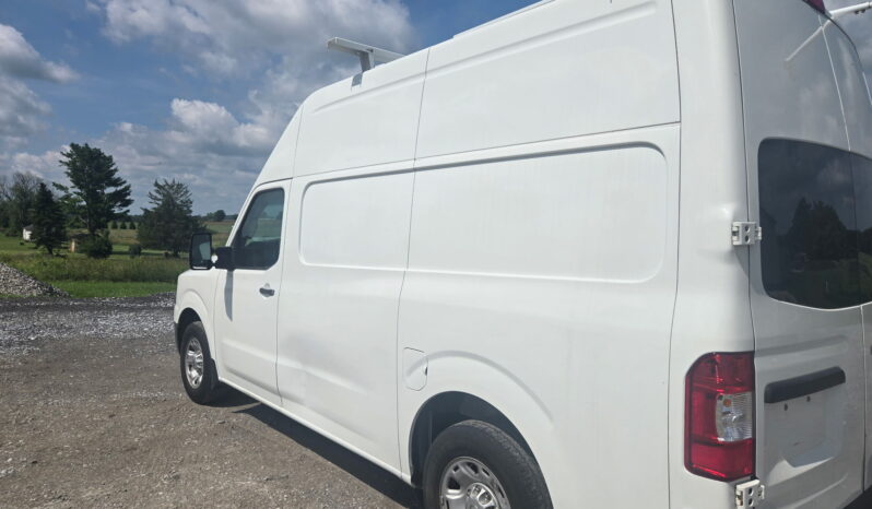 Nissan NV 2500 2014 full