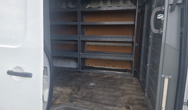 Nissan NV 2500 2014 full