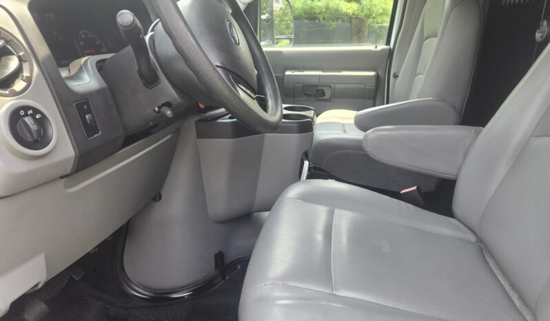 Ford E-150 2014 full