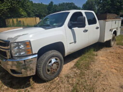 Chevrolet 3500 HD 2013 full