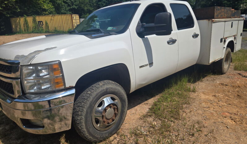 Chevrolet 3500 HD 2013 full
