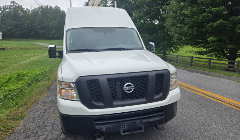 Nissan 3500 HD 2016 full