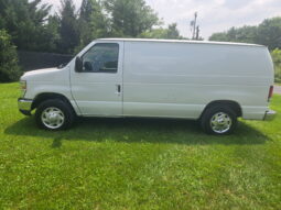Ford E-150 2014