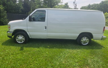 Ford E-150 2014