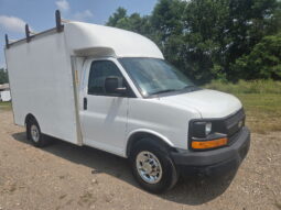 Chevrolet Express 3500 2010 full