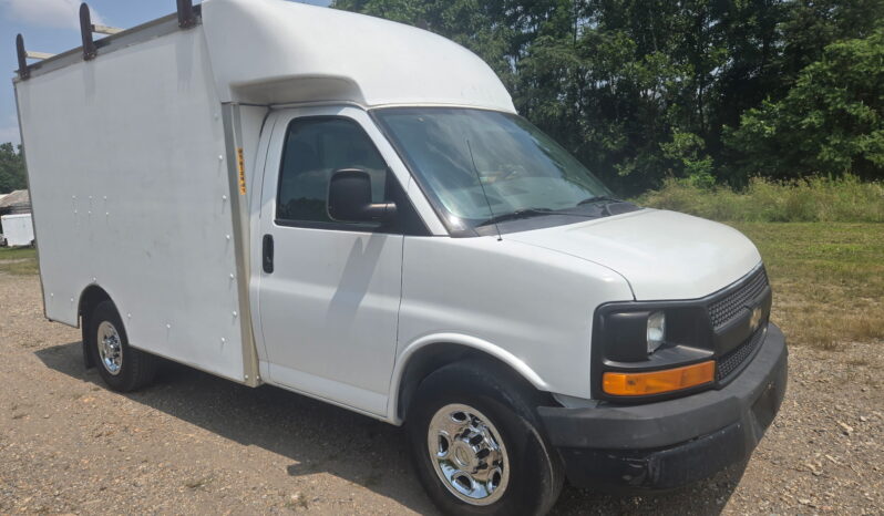 Chevrolet Express 3500 2010 full