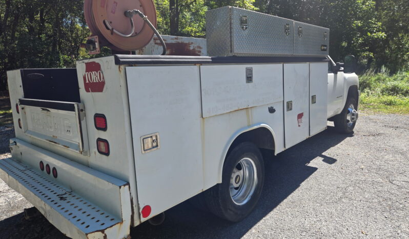 Chevrolet 3500 HD 2011 full