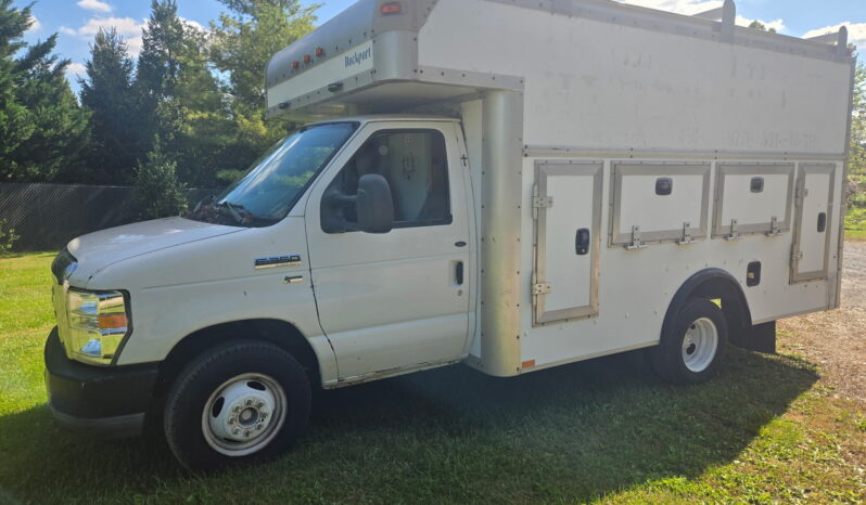 Ford E-350 2011 full