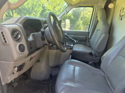 Ford E-350 2011 full