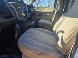 Chevrolet Express 2500 2017 full