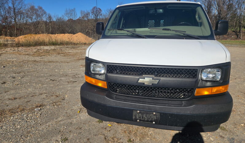 Chevrolet Express 2500 2017 full