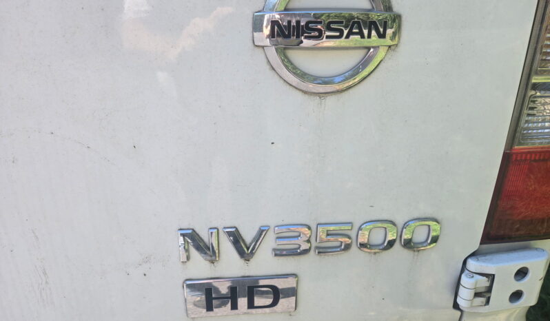 Nissan NV 3500 2014 full