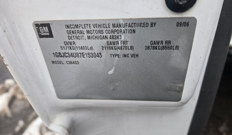 Chevrolet 3500 HD 2007 full