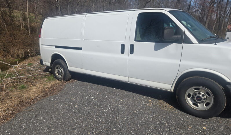 GMC Express 2500 2020 full