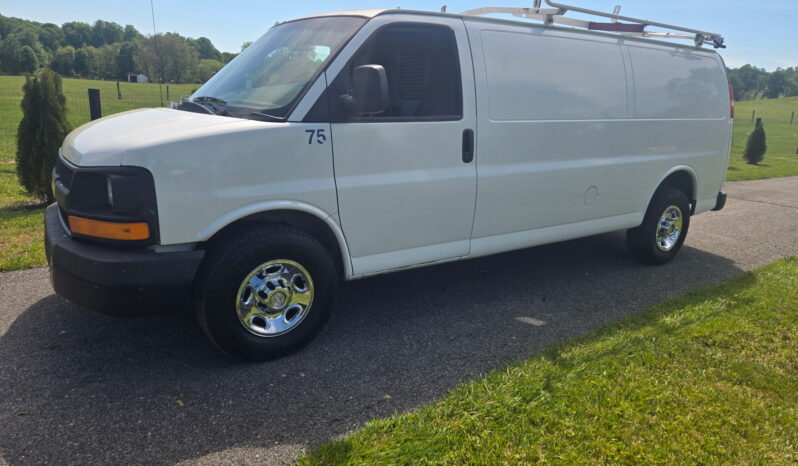 Chevrolet Express 3500 2015 full