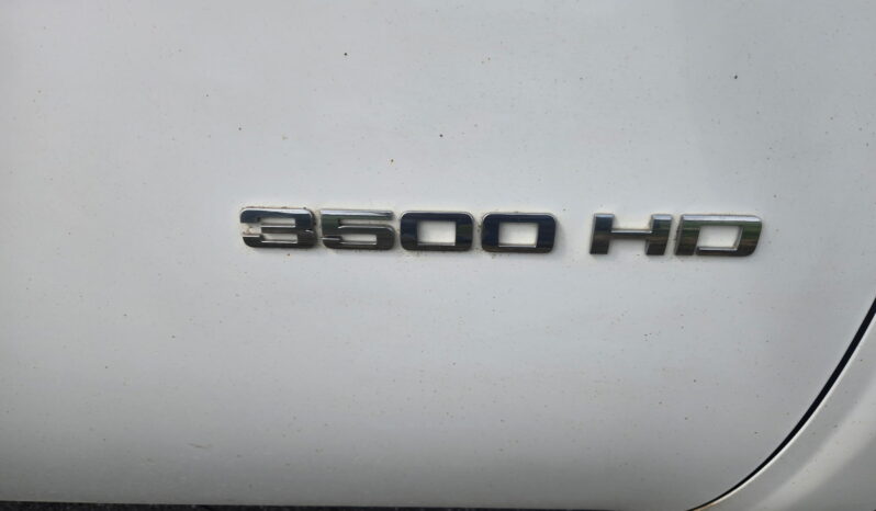 Chevrolet 3500 HD 2011 full