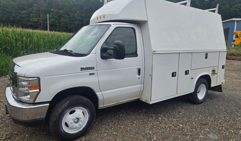 Ford E-350 2016 full