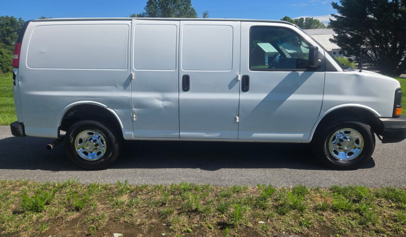 Chevrolet Express 2500 2015 full