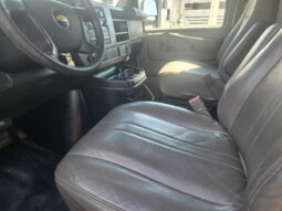 Chevrolet Express 2500 2015 full