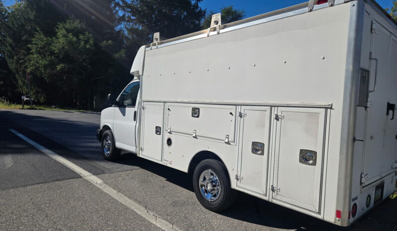Chevrolet Express 3500 2014 full