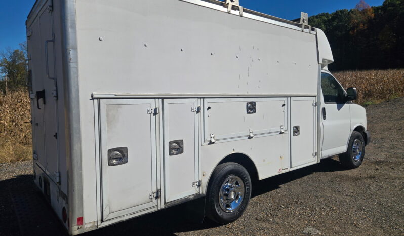 Chevrolet Express 3500 2014 full